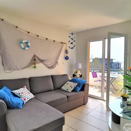 Royan, 3 Pieces, 5 Personnes - Fr-1-738-22 Apartment